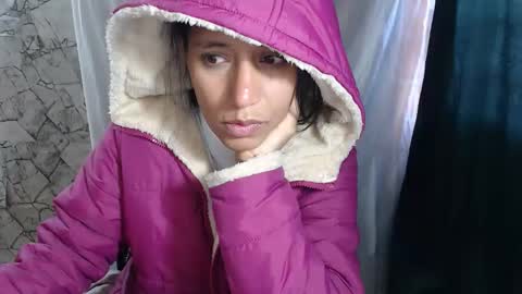 Snapshot of angelitaa_hot chatting on 20, 10, 2025 angela online show from 20, 10, 2025