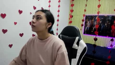 Snapshot of angell_cooper8 chatting on 16, 2, 2026 Angell cooper8 online show from 16, 2, 2026