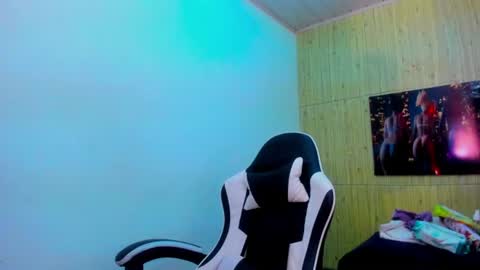 Snapshot of angell_cooper8 chatting on 10, 7, 2026 Angell cooper8 online show from 10, 7, 2026