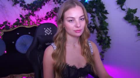 angelleyess online show from 12, 11, 2025