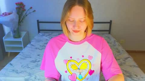 Snapshot of angellisss chatting on 11, 11, 2025 Cutie online show from 11, 11, 2025