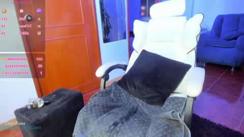 Angelo Ferro online show from 8, 1, 2025