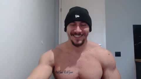  ------- SEX SHOW WITH GUYS AND GIRLS  MUSCLE SHOW online show from 23, 1, 2025