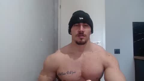  ------- SEX SHOW WITH GUYS AND GIRLS  MUSCLE SHOW online show from 6, 2, 2025