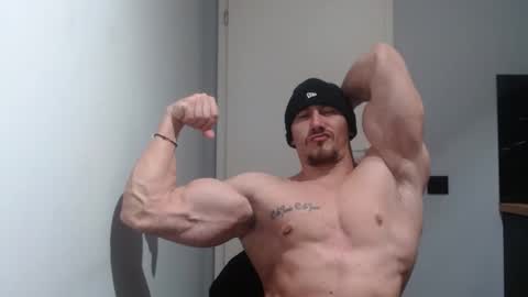  ------- SEX SHOW WITH GUYS AND GIRLS  MUSCLE SHOW online show from 11, 2, 2025