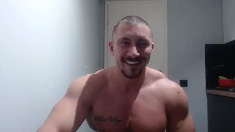  ------- SEX SHOW WITH GUYS AND GIRLS  MUSCLE SHOW online show from 11, 11, 2025