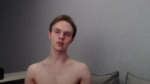 Snapshot of angelraaay chatting on 2, 3, 2025 Angel online show from 2, 3, 2025