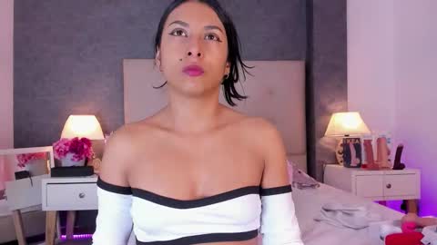 Angela online show from 16, 10, 2025