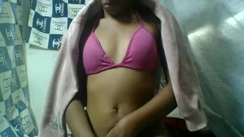 Snapshot of angeltta69 chatting on 12, 6, 2026 angeltta69 online show from 12, 6, 2026