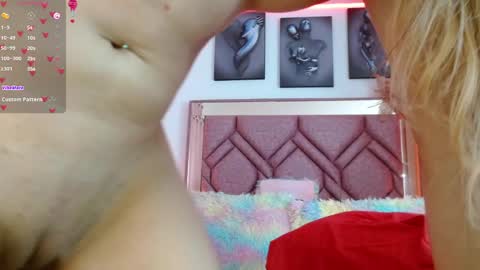 Snapshot of angely_18 chatting on 31, 1, 2025 Angely online show from 31, 1, 2025