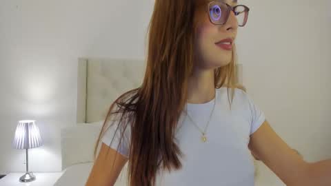 Angely  online show from 15, 2, 2026