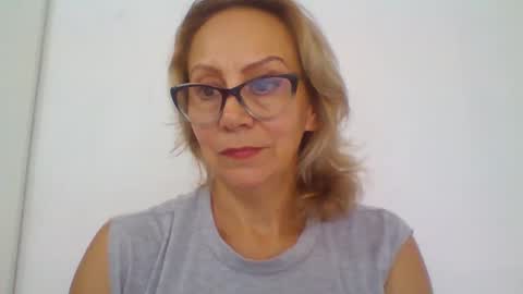 Snapshot of angelycute476334 chatting on 27, 11, 2025 angelycute476334 online show from 27, 11, 2025