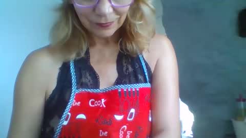angelycute476334 online show from 27, 2, 2026