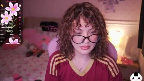 Snapshot of angelytaxx chatting on 13, 4, 2026 Angel online show from 13, 4, 2026