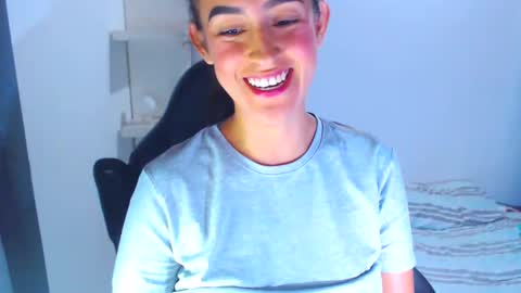 Snapshot of angie_dreamgirl chatting on 27, 12, 2024 IG angie dreamgirl01 online show from 27, 12, 2024