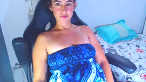 Snapshot of angie_dreamgirl chatting on 17, 1, 2025 IG angie dreamgirl01 online show from 17, 1, 2025