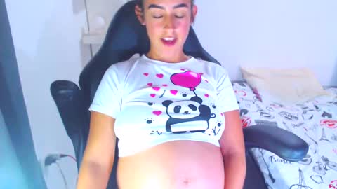 Snapshot of angie_dreamgirl chatting on 23, 1, 2025 IG angie dreamgirl01 online show from 23, 1, 2025