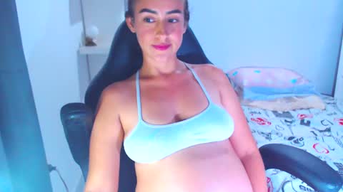 Snapshot of angie_dreamgirl chatting on 30, 1, 2025 IG angie dreamgirl01 online show from 30, 1, 2025