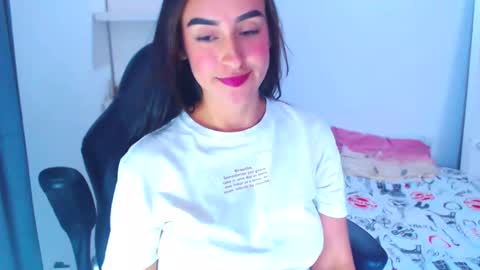 Snapshot of angie_dreamgirl chatting on 4, 2, 2025 IG angie dreamgirl01 online show from 4, 2, 2025