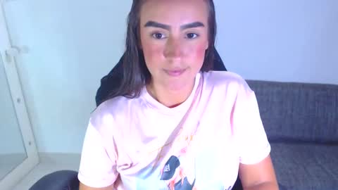 Snapshot of angie_dreamgirl chatting on 3, 11, 2025 IG angie dreamgirl01 online show from 3, 11, 2025