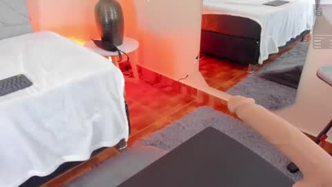 Angie online show from 1, 2, 2025