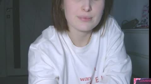 Snapshot of ani_eww chatting on 3, 2, 2026 Anne online show from 3, 2, 2026