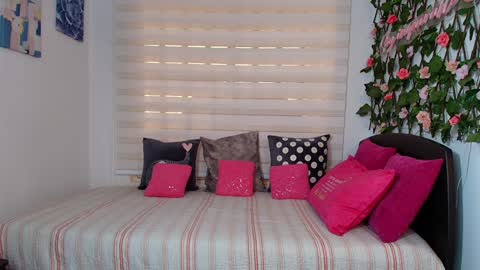 laura  online show from 16, 2, 2026