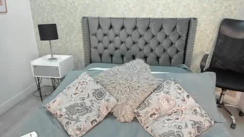 anika_h online show from 15, 5, 2026