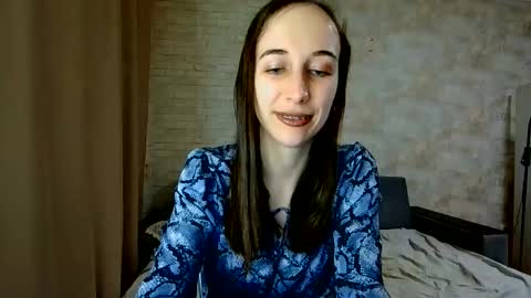 Snapshot of anikabloom chatting on 28, 5, 2026 anikabloom online show from 28, 5, 2026