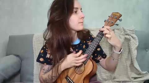 Alice online show from 19, 1, 2025