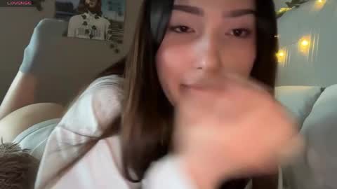 Snapshot of anisa_sweet chatting on 8, 5, 2026 Anisa Moan from LovenseWet from Tip MenuOpen for Private online show from 8, 5, 2026