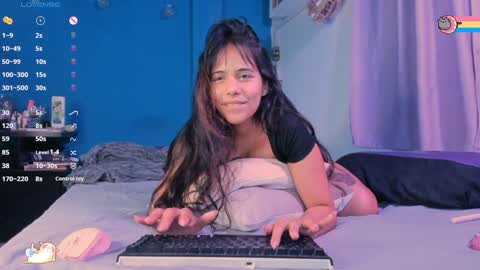 Snapshot of anisahade chatting on 9, 2, 2025 Anisahade online show from 9, 2, 2025