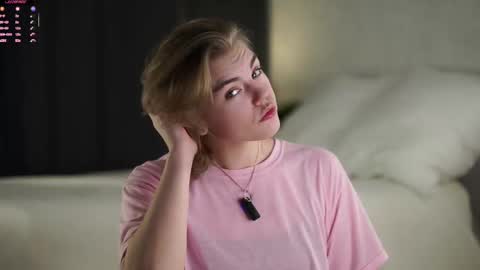 AnishaVivo online show from 16, 12, 2025