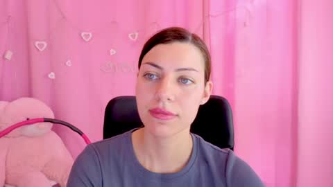 Snapshot of aniskyy chatting on 8, 6, 2026 Anni online show from 8, 6, 2026
