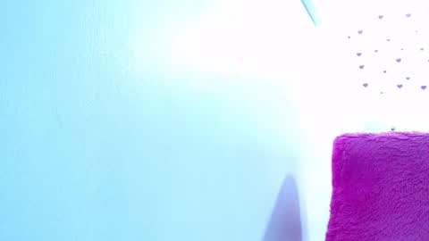 ana independent model online show from 2, 3, 2025