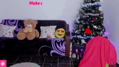 AnissyaX online show from 9, 12, 2024