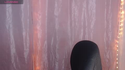 Snapshot of anita23_ chatting on 19, 6, 2026 ANITTA online show from 19, 6, 2026