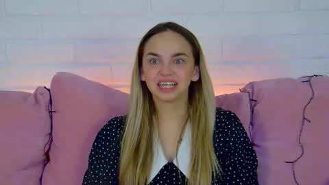 Snapshot of anitaventure chatting on 2, 10, 2025 AnitaVenture online show from 2, 10, 2025