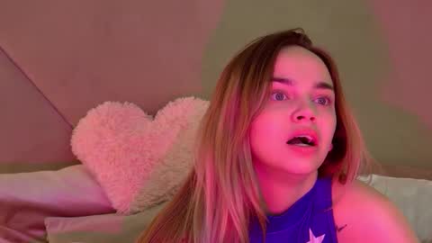 Snapshot of anitaventure chatting on 9, 10, 2025 AnitaVenture online show from 9, 10, 2025