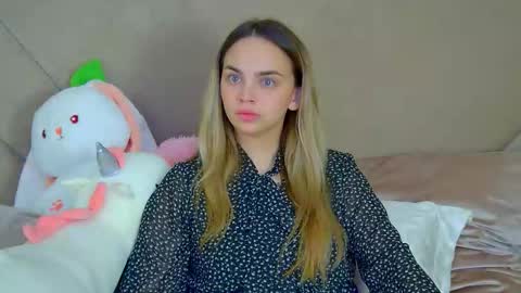 Snapshot of anitaventure chatting on 15, 10, 2025 AnitaVenture online show from 15, 10, 2025