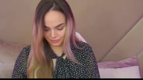 Snapshot of anitaventure chatting on 12, 11, 2025 AnitaVenture online show from 12, 11, 2025