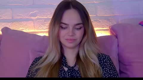 Snapshot of anitaventure chatting on 3, 12, 2025 AnitaVenture online show from 3, 12, 2025