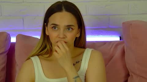 Snapshot of anitaventure chatting on 1, 3, 2026 AnitaVenture online show from 1, 3, 2026