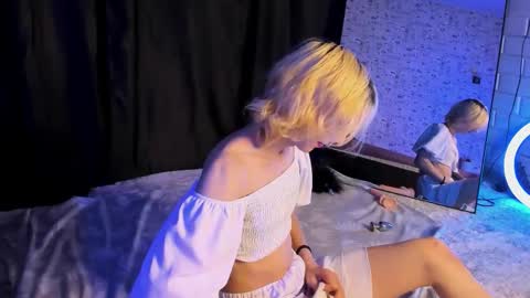 Angel online show from 12, 10, 2025