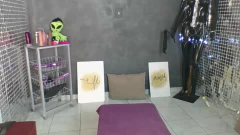 Snapshot of anjinhama chatting on 26, 3, 2026 Hello My name is NaiaraPv is OPEN online show from 26, 3, 2026