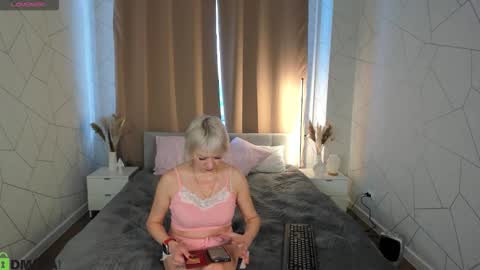 Snapshot of ann_annise chatting on 5, 2, 2026 ann_annise online show from 5, 2, 2026