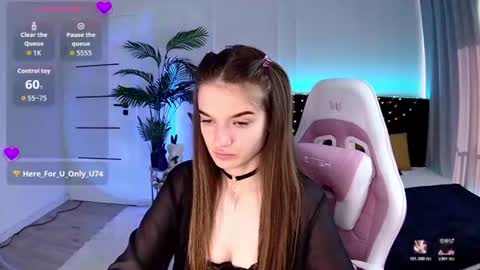 Snapshot of ann_woood chatting on 12, 6, 2026 ann_woood online show from 12, 6, 2026