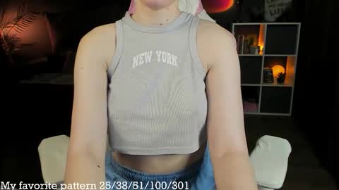 Snapshot of anna_belle3 chatting on 6, 2, 2026 AnnaThe next stream is tomorrow online show from 6, 2, 2026
