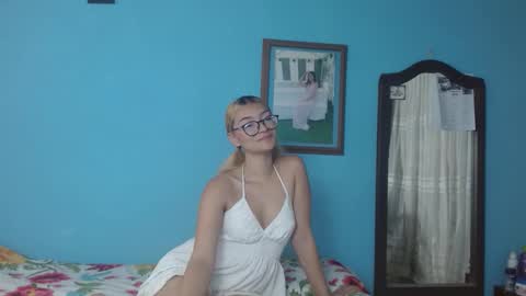Snapshot of anna_col chatting on 14, 2, 2026 Anna online show from 14, 2, 2026
