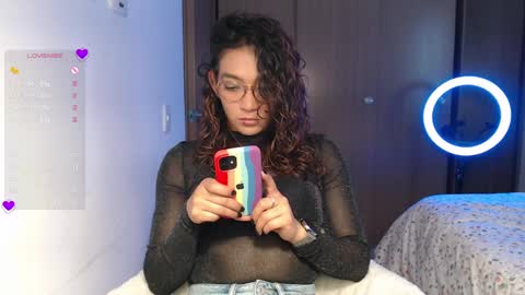 Anna online show from 4, 2, 2025